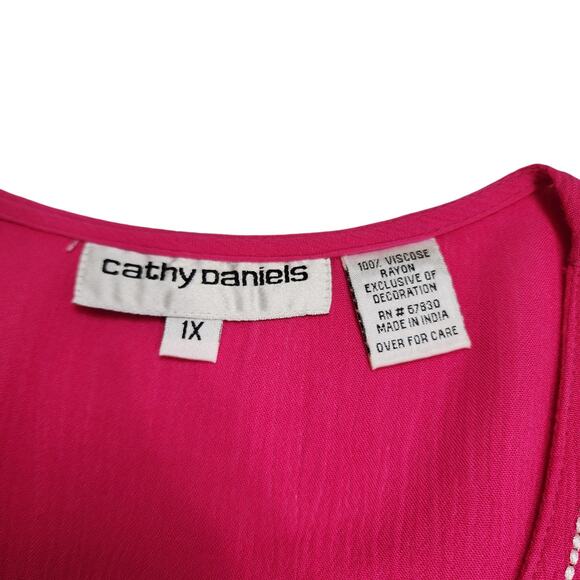 Cathy Daniels Womens Embroidered Tunic Top Plus Size 1X Pink White V Neck Boho - Picture 5 of 8